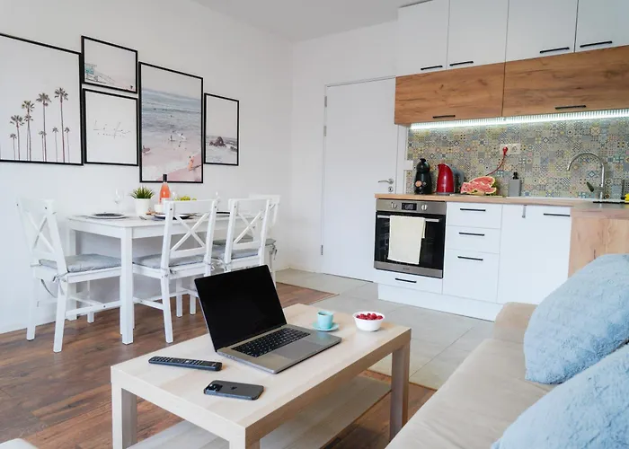 Апартаменты Cosy, Fully Renovated 2bd Near The Cathedral *