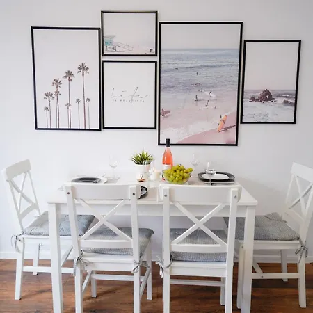 Cosy, Fully Renovated 2bd Near The Cathedral *