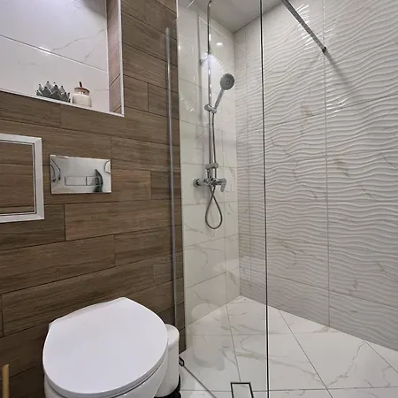 Апартаменты Cosy, Fully Renovated 2bd Near The Cathedral *