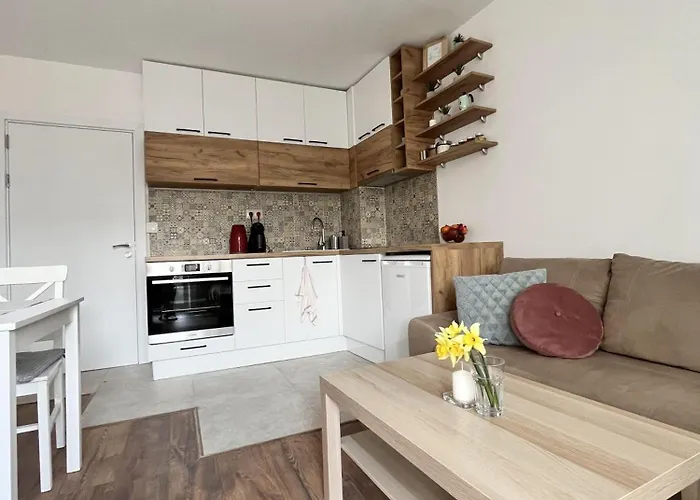 Cosy, Fully Renovated 2bd Near The Cathedral * 바르나